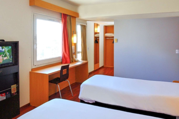 Hotel ibis Buenos Aires Congreso
